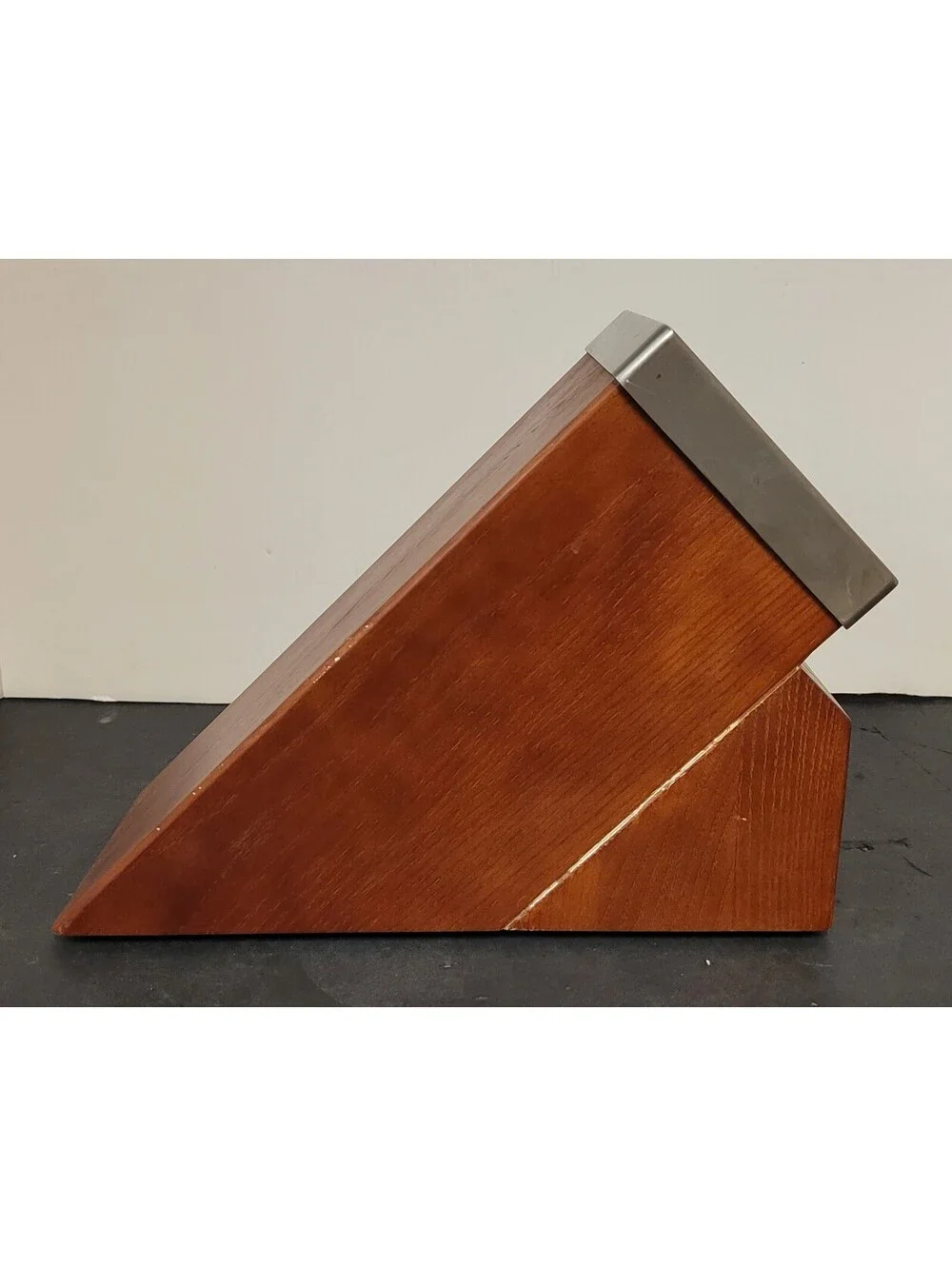 ZWILLING J.A. Henckels item being